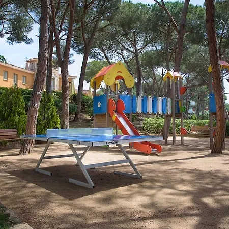 Ciutat De Palol 4*