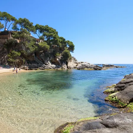 Ciutat De Palol Apartahotel 4*