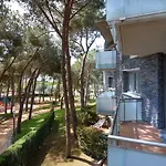 Ciutat De Palol Aparthotel 4*