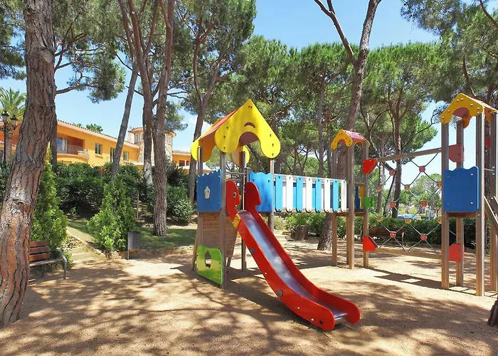 Ciutat De Palol Apart-hotel 4*