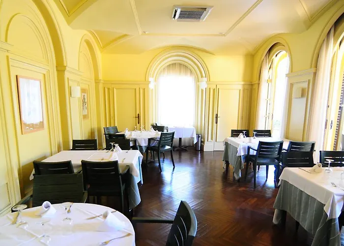 Ciutat De Palol Aparthotel 4*