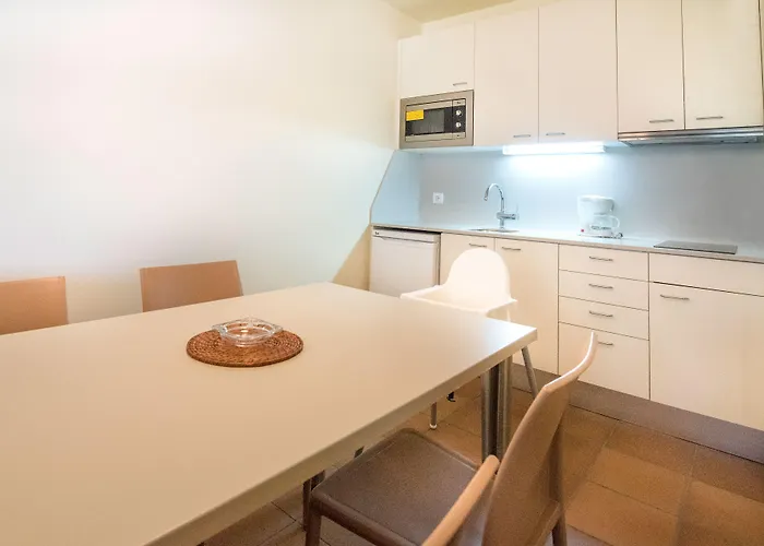 Aparthotel Ciutat De Palol 4*