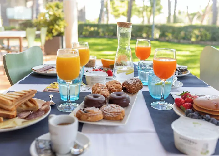 Ciutat De Palol Apart-hotel 4*