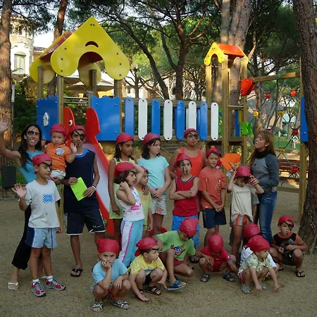 Ciutat De Palol Apartahotel